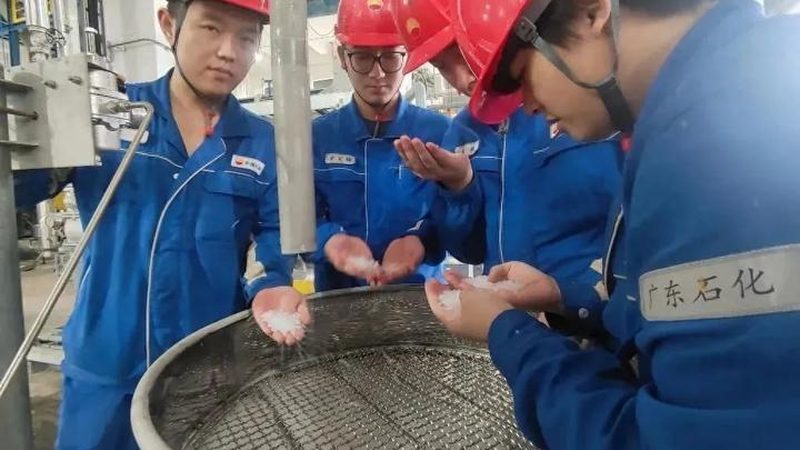 瓷砖胶粘剂选型攻略：揭秘如何挑选合适的型号规格